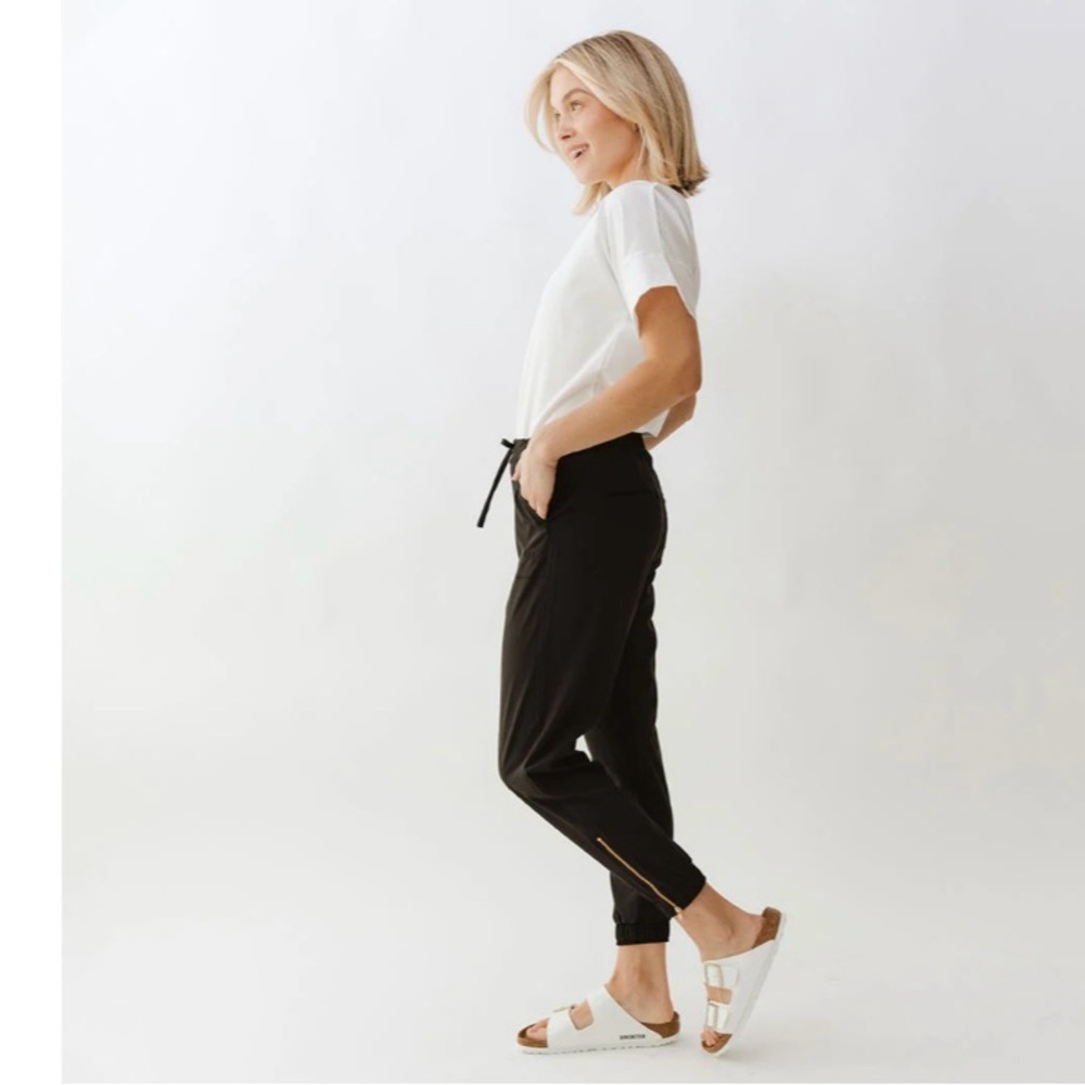 Albion JETSETTERS jogger black size XS petite